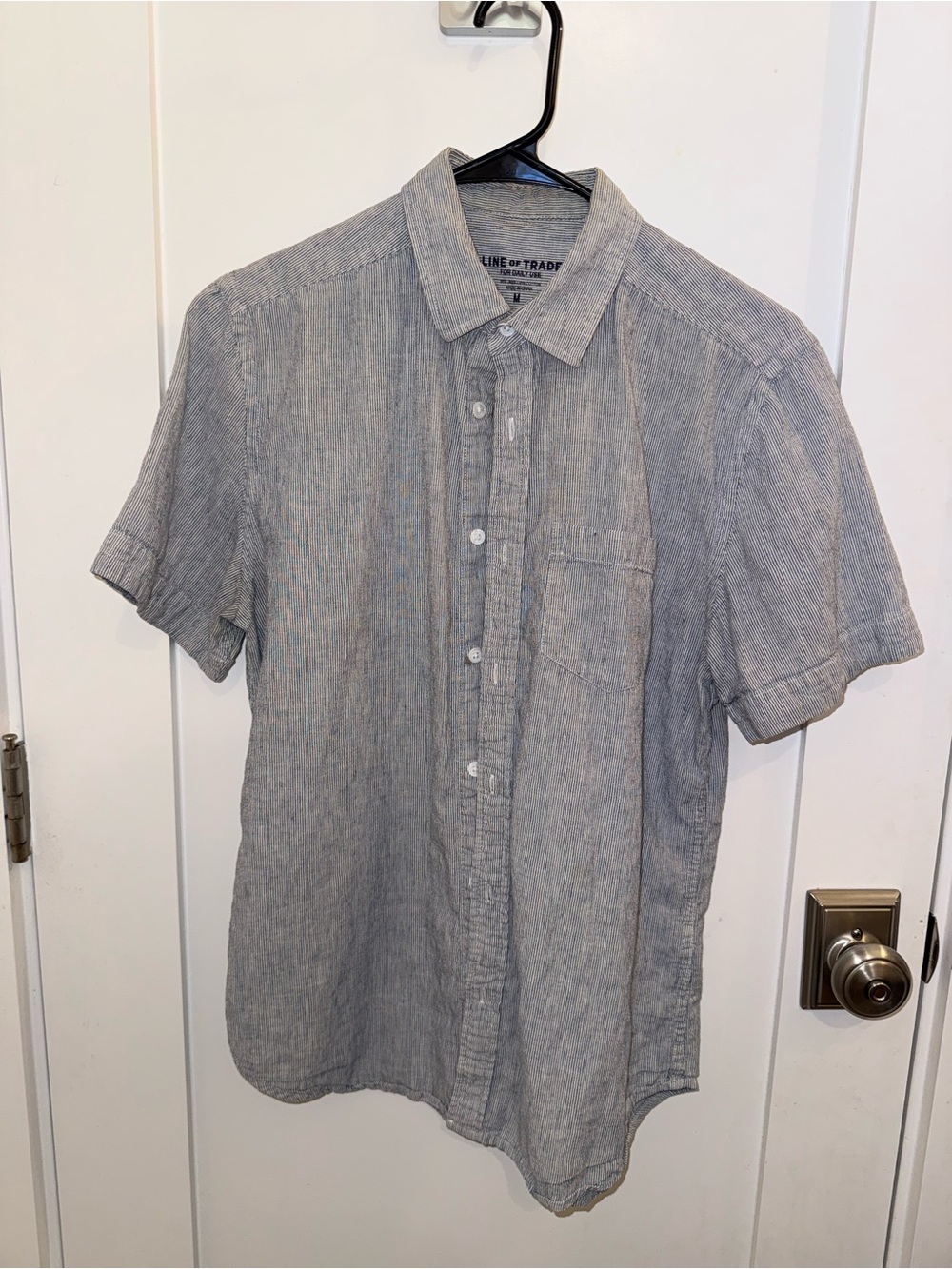 Line of Trade Men's Short-Sleeve Button-Down Shirt in Light Gray